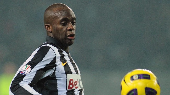 Mohamed Sissoko memiliki banyak pengalaman bermain di liga-liga Eropa. Bahkan gelandang 32 tahun itu pernah merebut gelar La Liga bersama Valencia pada 2004.