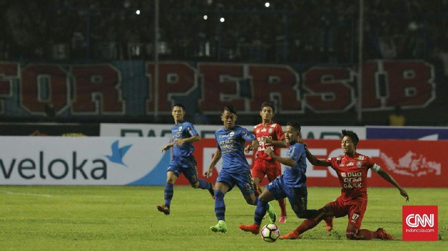 PSSI sudah mendatangkan enam wasit asing dari Australia dan Kyrgyzstan yang akan bertugas pada tahap pertama di putaran kedua Liga 1.