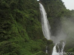 3 Curug Termegah di Tanah Jawa Barat, Healing Spot Terbaik!