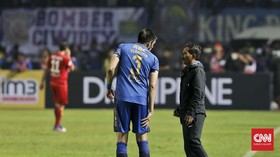 Ditahan Imbang, Djanur Sebut Persib Seharusnya Menang