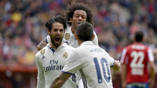 Pelatih Real Madrid Zinedine Zidane memuji penampilan memesona Isco melawan Sportin Gijon. Gelandang asal Spanyol itu disebut pantas berada di Bernabeu.