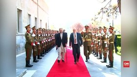 AS Kunjungi Afghanistan Pasca Serangan Induk Segala Bom