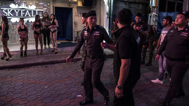 Agar sebagai turis tidak menjadi korban penipuan di Thailand, ada baiknya perlu mengetahui modus-modus apa saja yang biasanya terjadi.