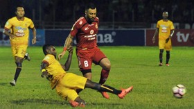 Semen Padang Bungkam Persipura di Stadion Agus Salim