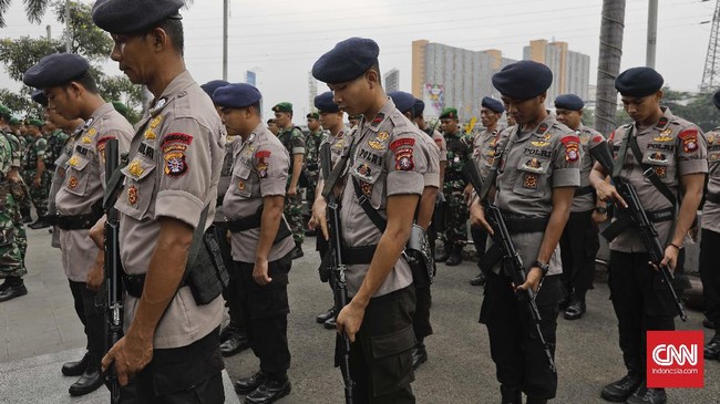 Ketua Bawaslu Mimah Susanti menyatakan, sejak kemarin pihak keamanan bertambah menjadi 50 personel, dari sebelumnya hanya sekitar 20-30 orang.