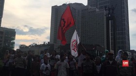 Anies-Sandi Menang Hitung Cepat, Bundaran HI Bergelora