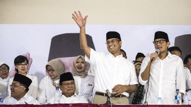 Anies Baswedan yang memenangkan hasil hitung cepat Pilkada DKI dari beberapa lembaga survei memastikan tidak akan menerapkan Perda Syariah.