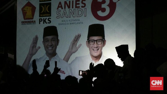 Bukan hanya menyelesaikan, Anies tidak menutup kemungkinan untuk mengembangkan program Pemprov DKI Jakarta saat ini pada tahun depan.