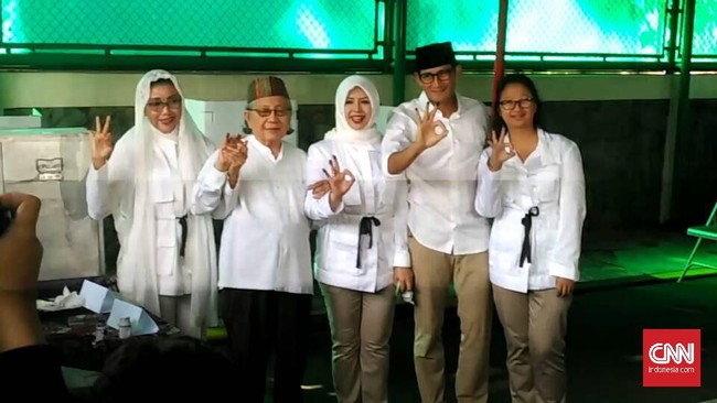 Sandiaga menyatakan telah menyiapkan program 100 hari kerja jika terpilih sebagai wakil gubernur berpasangan dengan Anies Baswedan.
