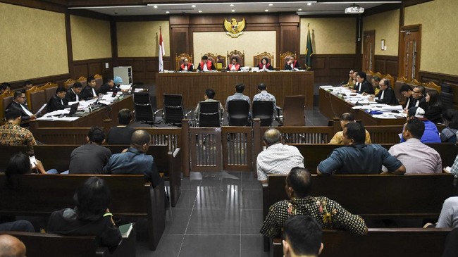 Tersangka suap opini WTP Kemendes mengaku letih saat memberikan keterangan dalam BAP sehingga terpaksa menuruti apapun pertanyaan penyidik. 