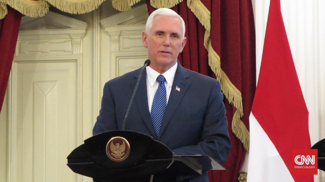 Wakil Presiden AS Mike Pence bahkan menyebut Pilkada Jakarta menunjukkan demokrasi yang lebih baik dibandingkan demokrasi di AS.