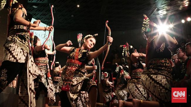 Jika dulu Kartini mengawali perjuangannya dengan gagasan, kini semangat yang sama dituangkan perempuan dalam berbagai bidang.