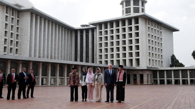Masjid Istiqlal tak berikan izin kepada massa Aksi Bela Ulama 96 yang digelar Presidium Alumni 212 karena terbentur kegiatan Ramadan lain di masjid itu.