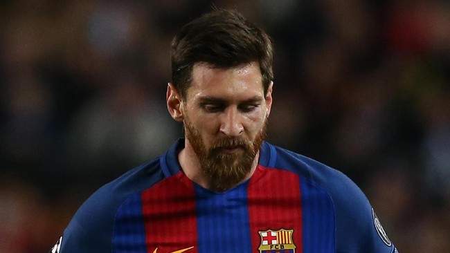 Tren statistik Lionel Messi di tim Enrique tak baik dalam ajang El Clasico lawan Real Madrid. Ia bahkan puasa gol sejak hattrick di Bernabeu pada 2014 silam.