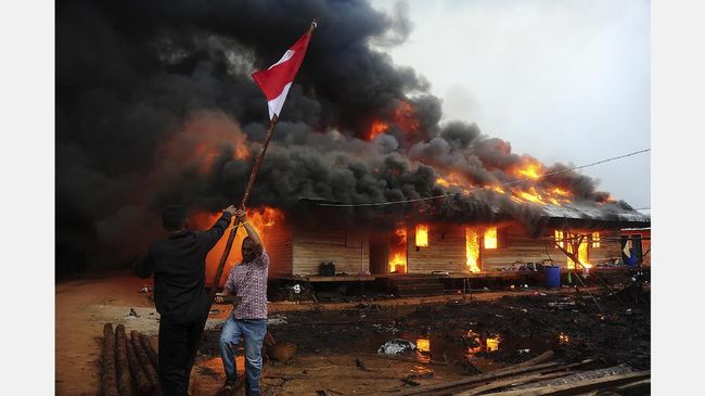 Selamatkan Merah Putih Jadi Foto Jurnalistik Terbaik 2017