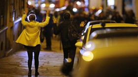 Detik-detik Teror Paris, Warga Panik Cari Tempat Berlindung