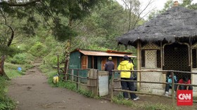Cerita Penjaga Satu-satunya di Bukit Sikunir