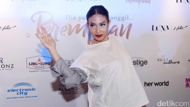 Setiap Hari Ibu, Ayu Dewi punya 'ritual' khusus yang ia lakukan untuk sang bunda.
