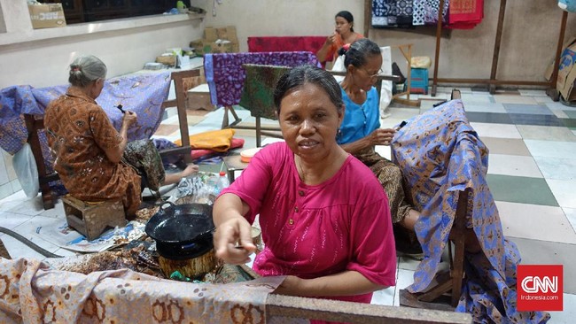 Kementerian Perindustrian menargetkan, pertumbuhan industri pengolahan nonmigas tumbuh 5,67 persen tahun depan, lebih tinggi dari perkiraan tahun ini.