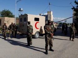 Serangan Bom Bunuh Diri Taliban Tewaskan 8 Tentara Afghanistan