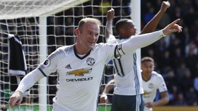 Gol ke Gawang Burnley Hapus Frustrasi Rooney