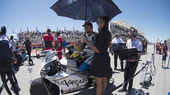 FOTO: Pesona Gadis Payung di MotoGP AS