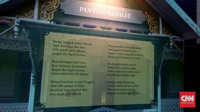 Jelang penetapan warisan budaya takbenda dunia untuk pinisi, pantun, dan pencak silat, sebuah pameran mengenai ketiganya diadakan hingga 28 April.