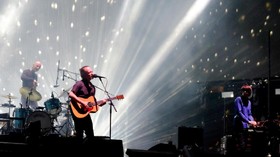 Thom Yorke Radiohead Turun Panggung usai Disoraki Fans Pro Palestina