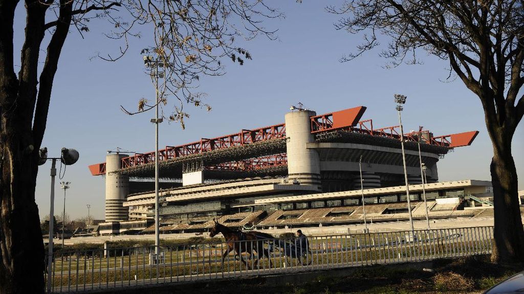 AC Milan dan Inter Terancam Diusir dari Stadion San Siro
