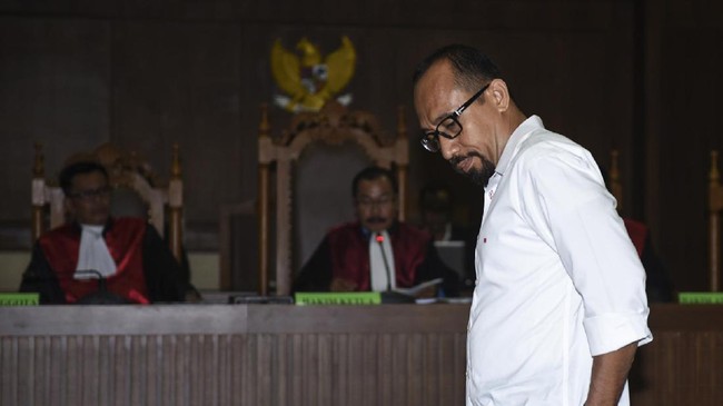 Andi dieksekusi ke Lembaga Pemasyarakatan Sukamiskin, Bandung, setelah vonisnya berkekuatan hukum tetap.