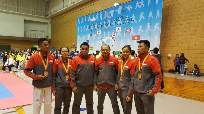 Empat taekwondoin Indonesia yang tergabung dalam UTI Pro meraih sukses dengan merebut medali emas pada ajang WATA Open 2017 yang digelar di Osaka, Jepang.