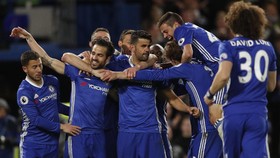 'Satu Kemenangan Lagi, Satu Lagi, Chelsea Juara Liga Inggris'