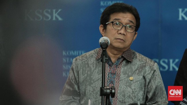 OJK akan meluncurkan beleid dalam bentuk Surat Edaran (SE) OJK atau peraturan lainnya untuk membantu penerapan Perppu AEoI tersebut.