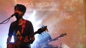 Fiersa Besari Sampai Reza Rahadian Isi Lagu Tema 'Imperfect'