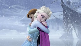 Jejak 'Elsa' dan 'Anna' Frozen 2 di Hollywood Walk of Fame