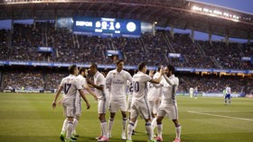 Kalahkan La Coruna 6-2, Madrid Terus Tempel Barca