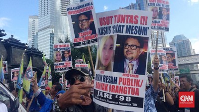 Sempat Demo, Aktivis 98 Teriak 'Tangkap Rizieq' di Polda