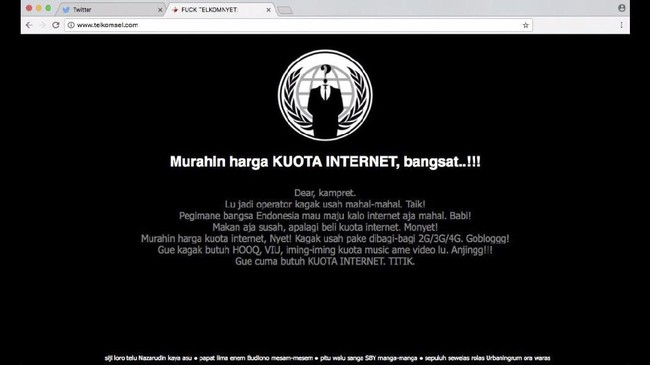 Situs www.telkomsel.com dibajak. Pembajak meminta agar Telkomsel menurunkan tarif internet.