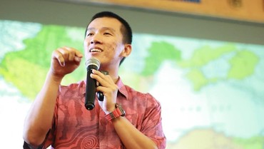 img-title Felix Siauw Kritik soal Nama Maria & Muhammad Jadi Bahan Promo Holywings