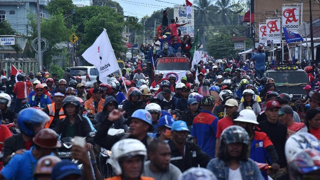 Pusat informasi layanan tersebut memfasilitasi para mantan karyawan Freeport antara lain dalam mengurus klaim jaminan pensiun dan surat keterangan kerja.