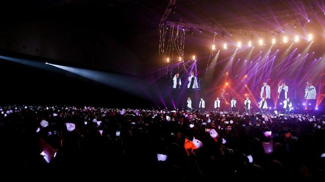 Fan BTS dan Wanna One mendapat kritik keras atas sikap tak sopan selama pidato kemenangan IU di ajang penghargaan Golden Disc Awards 2018, Rabu (10/1) kemarin.