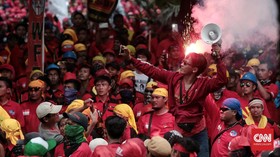 Arah Suara Buruh di 2019 dan Perpecahan Serikat Pekerja