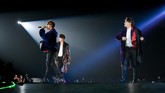 Pesona Panggung Konser BTS BTS memesona ARMY dalam konsernya di ICE BSD, Tangerang Sabtu (29/4) lalu. Mereka berjanji itu bukan kali terakhir menginjakkan kaki ke Indonesia.