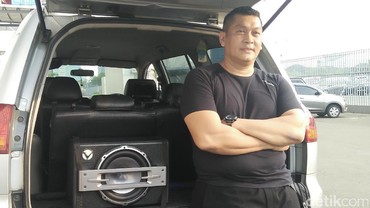 img-title Ucapan Duka Selebriti Iringi Kepergian Donny Kesuma