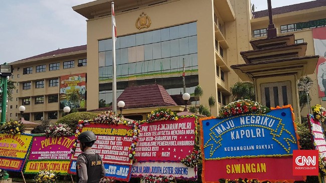 Propam Polri masih memeriksa seorang polisi berpangkat Brigjen yang diduga terlibat LGBT.