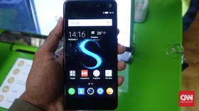 FOTO: Infinix S2 Pro, Ponsel dengan Sudut Kamera 135 Derajat