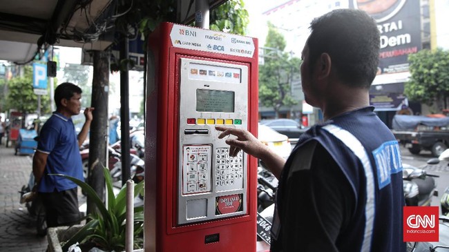 Pemerintah Kota Bogor, Jawa Barat, berencana menguji coba penerapan parkir elektronik mulai Agustus hingga Desember 2018.