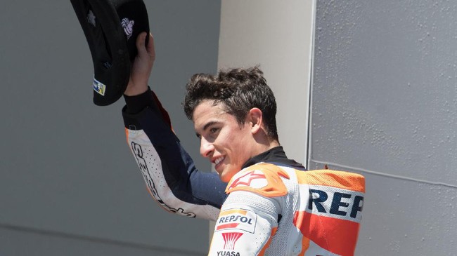 Sejumlah momen mengesankan terjadi di MotoGP Amerika jelang balapan di Sirkuit Austin, Minggu (10/4) waktu setempat atau Senin (11/4) dini hari waktu Indonesia.