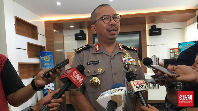 Kapolri Jenderal Tito Karnavian disebut telah memerintahkan Kabareskrim Komjen Arief Sulistyanto untuk meneliti kembali kasus pembunuhan Munir tahun 2004.