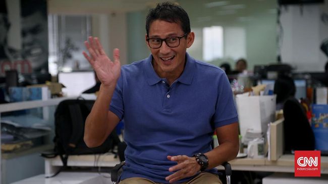 Wakil Gubernur DKI Jakarta Sandiaga Uno mengaku sudah mempersiapkan diri untuk datang di pernikahan Kahiyang Ayu-Bobby Nasution. Sandi menyebut keduanya serasi.